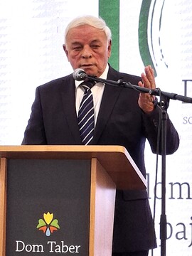 Župan Franc Čebulj se je zahvalil vsem zaposlenim_ki lepo skrbijo za stanovalce doma